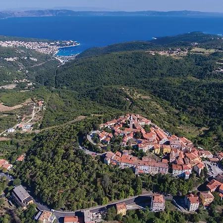 3 Bedroom Awesome In Holiday home Labin (Istria)