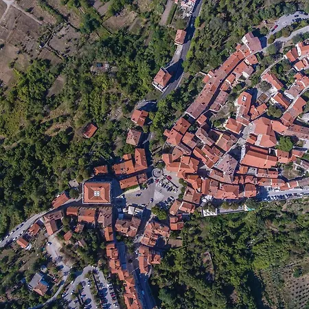 3 Bedroom Awesome In Tatil Evi Labin (Istria)